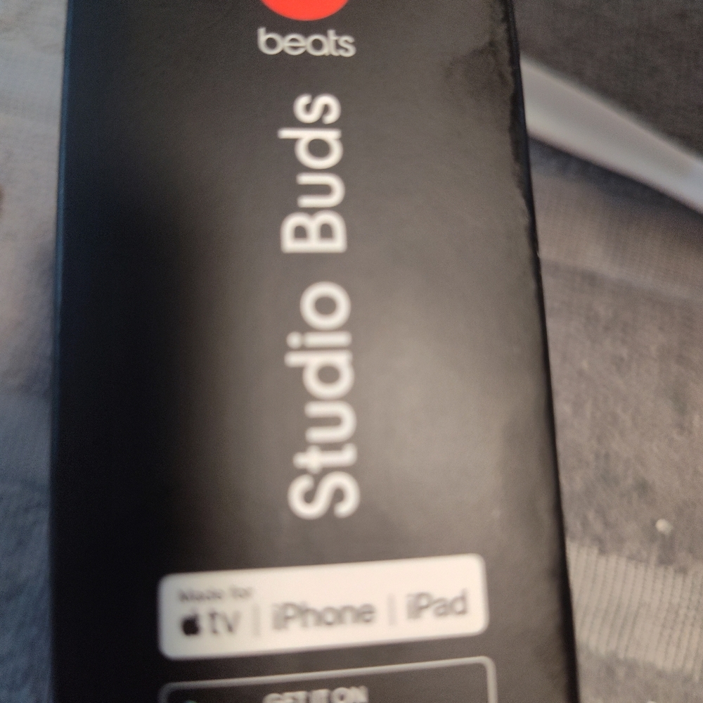 Beats earbuds - Picture 4 of 4